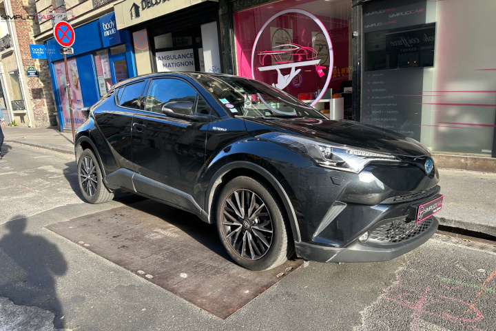 TOYOTA C-HR HYBRIDE PRO RC18