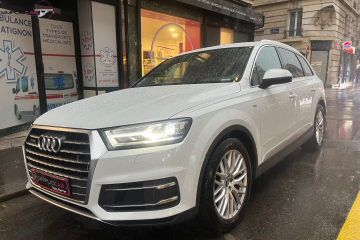 AUDI Q7