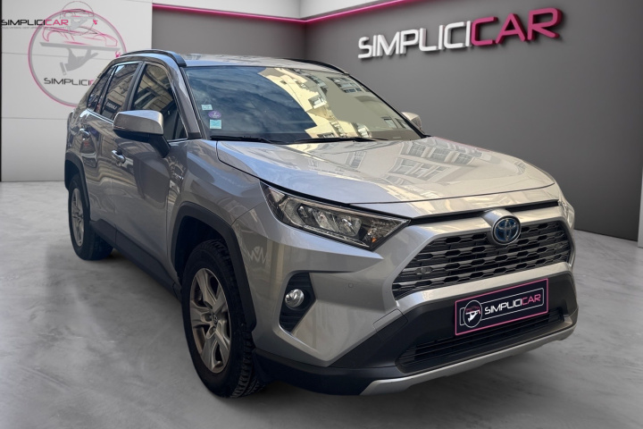 TOYOTA RAV4 HYBRIDE PRO