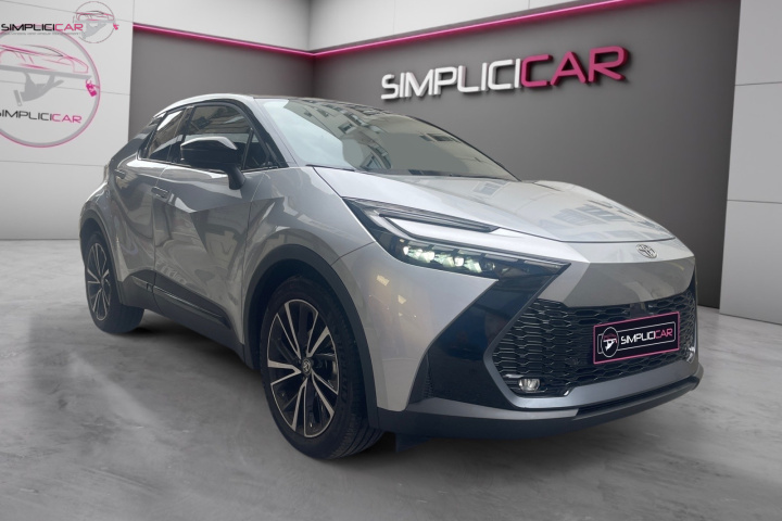 TOYOTA C-HR HYBRIDE MY23